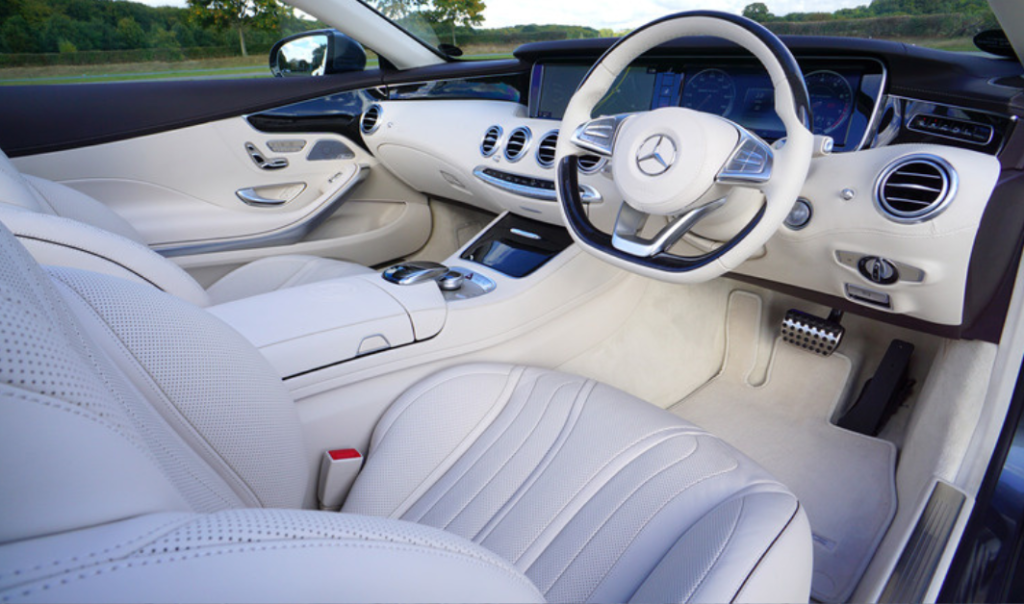 How Much Is a Replacement Mercedes Car Key? A Comprehensive Guide